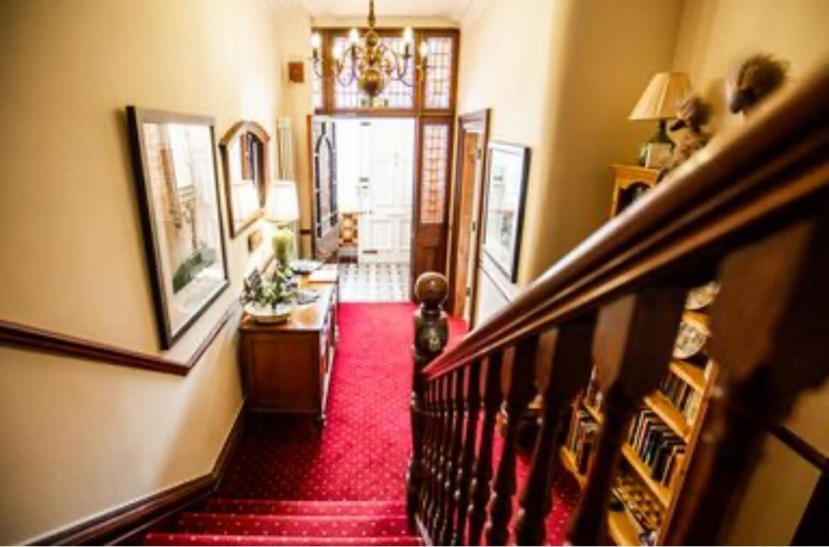 Bed and Breakfast Abbotsleigh Of Whitby Exterior foto